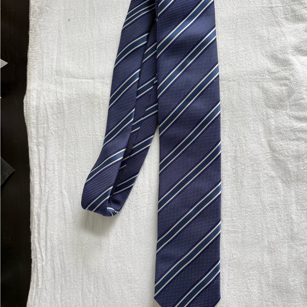 Pal Zileri Blue Tie with White Diagonal Stripes Silk
